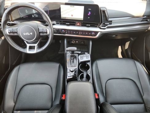 Certified 2025 Kia Sportage EX FWD image 5