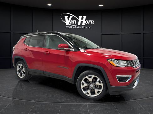 Used 2018 Jeep Compass Limited w/ Navigation Group AWD/4WD image 1