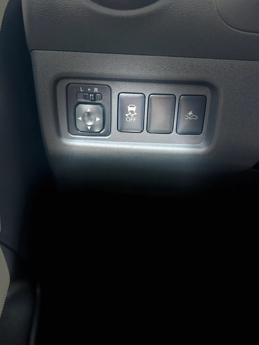 Used 2024 Mitsubishi Mirage ES FWD image 33