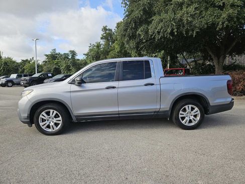 Used 2019 Honda Ridgeline RT image 4