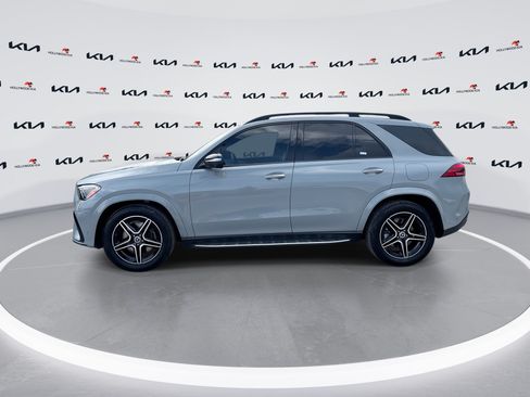 Used 2026 Mercedes-Benz GLE 450e 4MATIC image 5