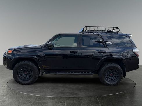 Used 2021 Toyota 4Runner TRD Off-Road Premium AWD/4WD image 5