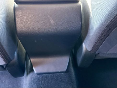 Certified 2021 Subaru Crosstrek 2.0i Premium image 22