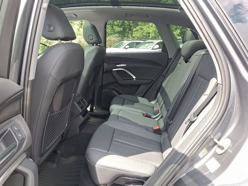 New 2026 Audi Q5 2.0T AWD/4WD image 5