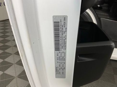 Used 2017 RAM ProMaster 1500 image 24