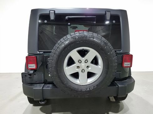 Used 2012 Jeep Wrangler Sport image 12