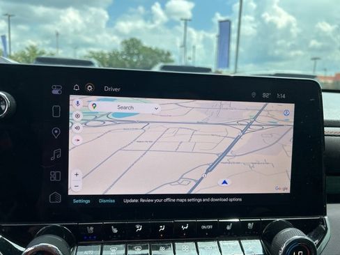 Used 2024 Chevrolet Colorado Z71 w/ Z71 Convenience Package 2 image 21