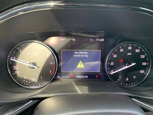 Used 2023 Buick Envision Essence image 16