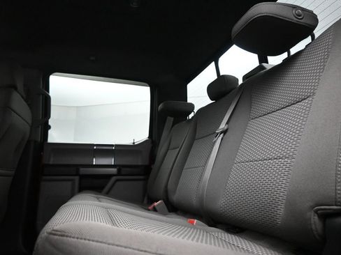 Used 2019 Ford F150 XLT w/ Equipment Group 302A Luxury AWD/4WD image 14