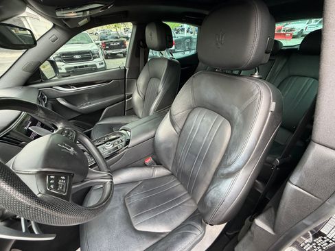 Used 2023 Maserati Levante Modena AWD/4WD image 15