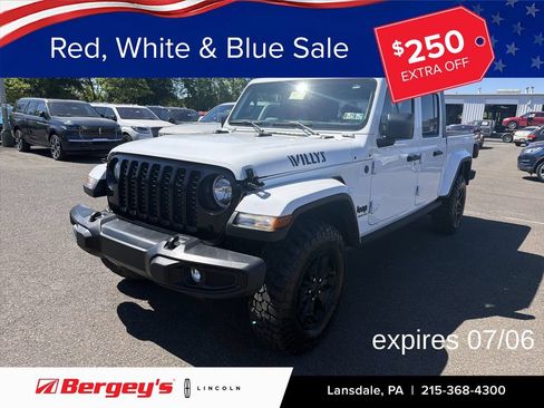 Used 2022 Jeep Gladiator Sport AWD/4WD image 1