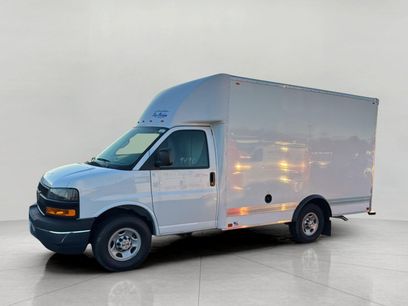 New 2026 Chevrolet Express 3500 w/ Power Convenience Package