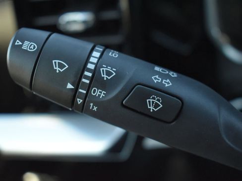 New 2026 GMC Sierra 1500 SLT w/ SLT Premium Package image 21