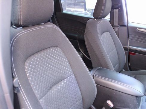 Used 2023 Ford Escape Active image 11