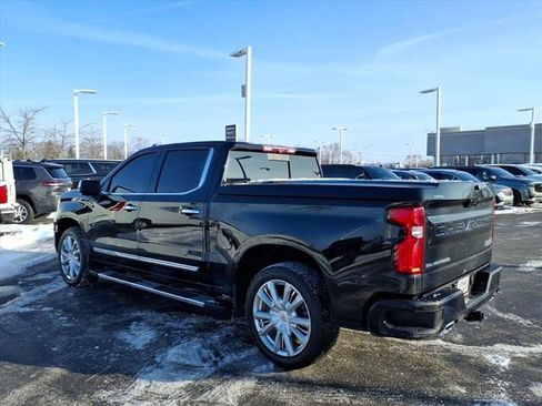 Used 2024 Chevrolet Silverado 1500 High Country w/ High Country Premium Package image 11