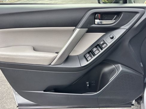 Used 2015 Subaru Forester 2.5i Limited w/ Popular Package #1 image 17