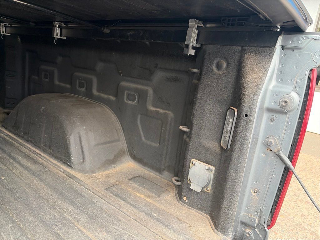 Used 2019 Chevrolet Silverado 1500 LT w/ All-Star Edition AWD/4WD image 38