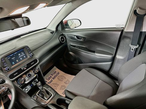 Used 2019 Hyundai Kona SE FWD image 21