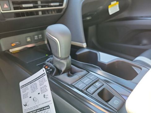 New 2026 Toyota Camry Hybrid image 31