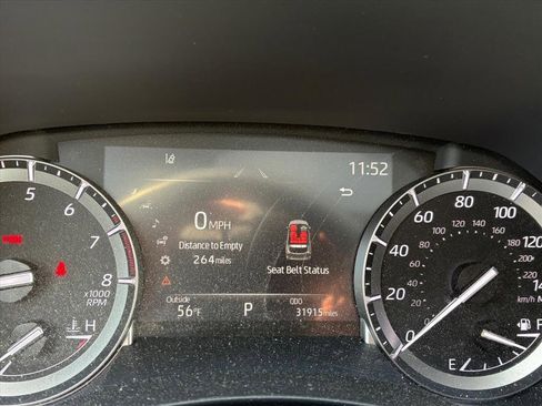 Used 2022 Toyota Highlander XSE image 7