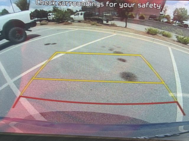 Used 2025 Kia Telluride EX w/ EX Captain's Chair Package FWD image 30