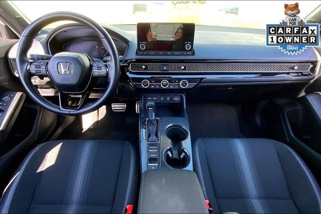 Used 2025 Honda Civic Sport image 15
