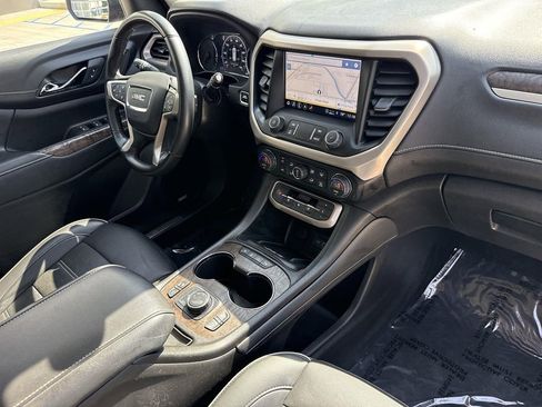 Used 2023 GMC Acadia Denali image 27