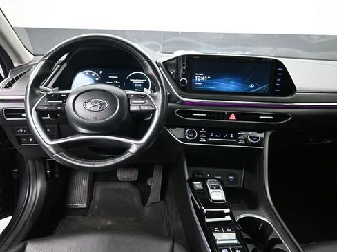 Used 2022 Hyundai Sonata Limited image 11