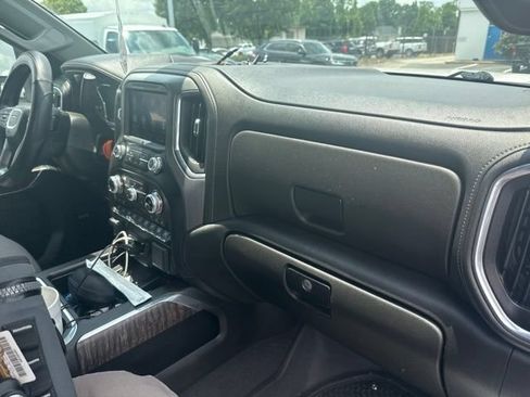 Used 2022 GMC Sierra 2500 Denali w/ Denali Ultimate Package AWD/4WD image 22