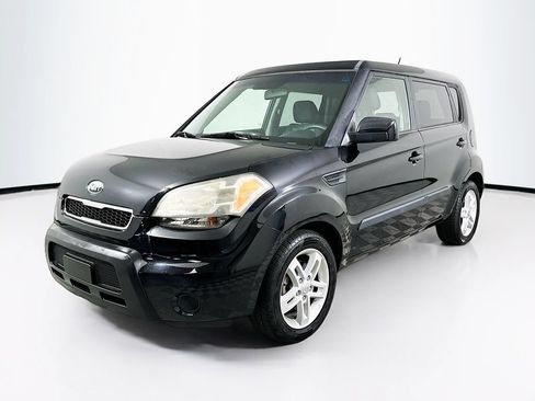 Used 2011 Kia Soul + w/ Audio Pkg FWD image 1