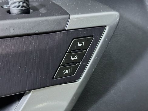 Used 2023 Toyota Sequoia Platinum AWD/4WD image 22