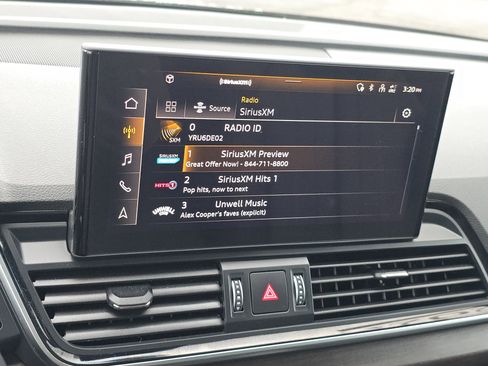 Used 2023 Audi Q5 2.0T Premium Plus w/ Premium Plus Package image 14