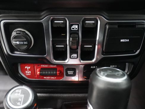 Used 2019 Jeep Wrangler Unlimited Rubicon AWD/4WD image 23