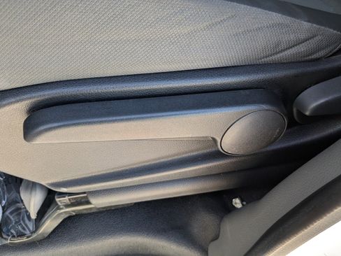 Used 2020 Nissan NV200 S image 20