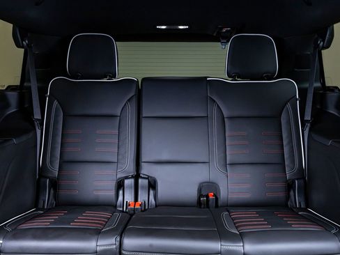 Used 2026 GMC Yukon AT4 Ultimate AWD/4WD image 38