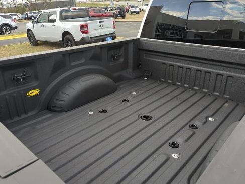 Used 2021 Ford F250 Platinum image 11