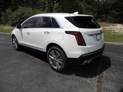 New 2026 Cadillac XT5 Premium Luxury w/ Driver Assist Package FWD image 7