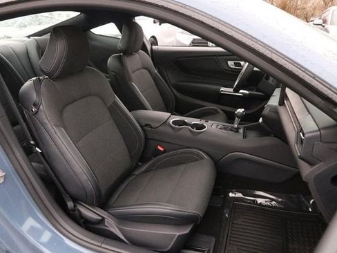 Used 2025 Ford Mustang Coupe image 23