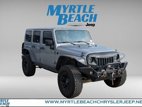 Used 2013 Jeep Wrangler Unlimited Sahara w/ Dual Top Group image 8