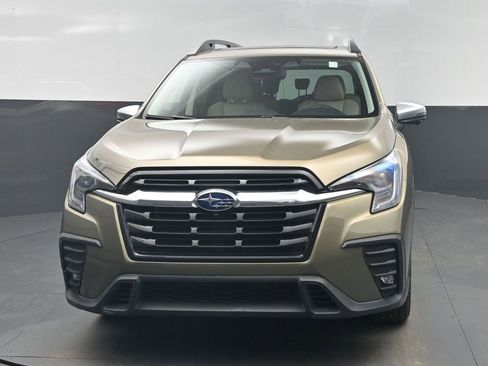 Used 2023 Subaru Ascent Limited w/ Technology Package AWD/4WD image 6