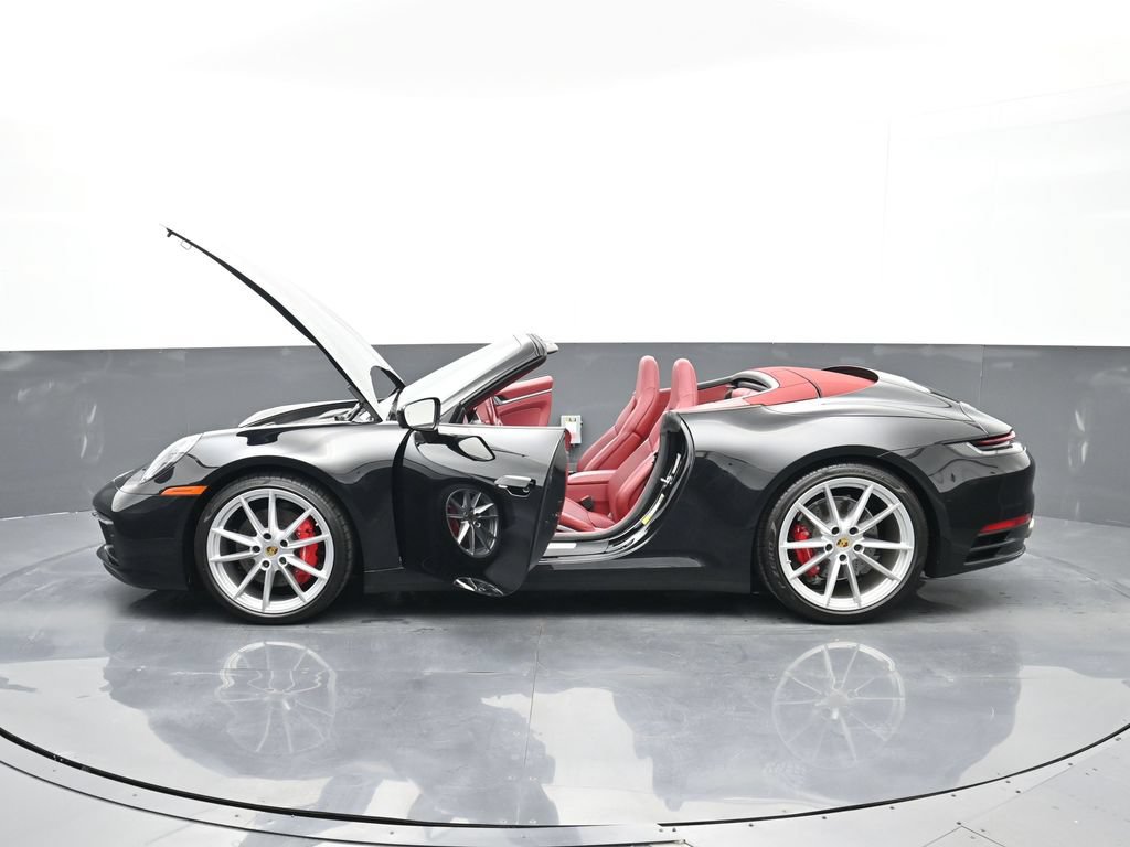 Certified 2020 Porsche 911 Carrera S RWD image 24