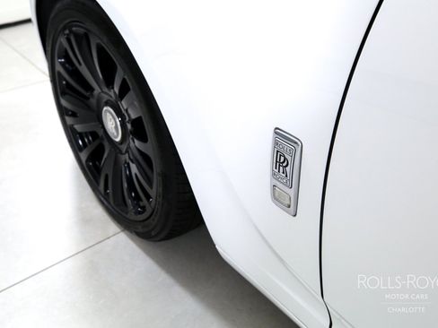 Used 2019 Rolls-Royce Ghost RWD image 39