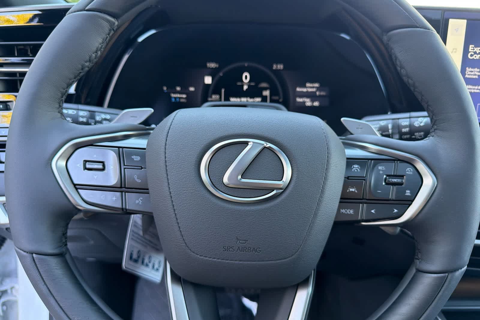 New 2026 Lexus RX 350h AWD/4WD image 25