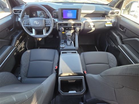 New 2026 Toyota Tacoma SR5 image 4