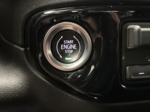 Used 2024 GMC Sierra 1500 Elevation AWD/4WD image 21