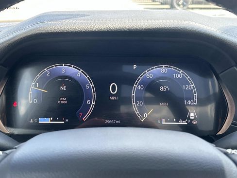 Used 2025 Jeep Grand Cherokee Limited w/ Luxury Tech Group II AWD/4WD image 25