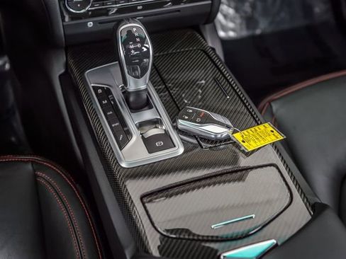Used 2015 Maserati Ghibli RWD image 31
