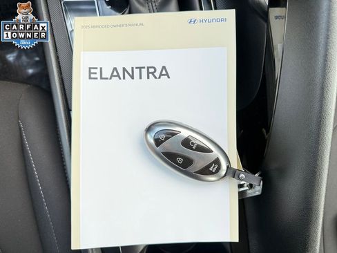 Used 2025 Hyundai Elantra SEL FWD image 31