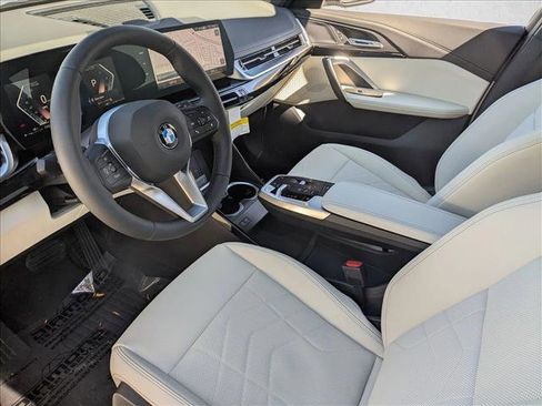 Used 2026 BMW X1 xDrive28i w/ Convenience Package AWD/4WD image 3