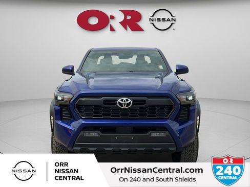 Used 2024 Toyota Tacoma TRD Off-Road AWD/4WD image 2